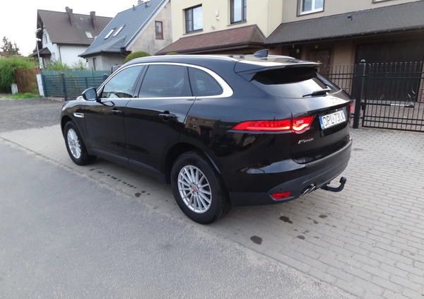 Jaguar F-Pace cena 85000 przebieg: 124000, rok produkcji 2016 z Poznań małe 56